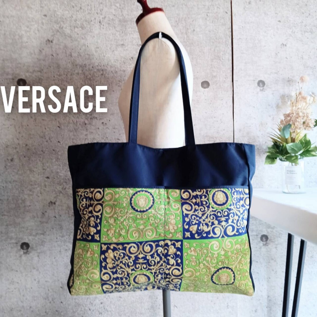 美品 ヴェルサーチ メデューサ 希少☆ ヴィンテージ VERSACE トートバッグ 大容量 ハンドバッグ ショルダーバッグ 鞄 レディース メンズ拍卖