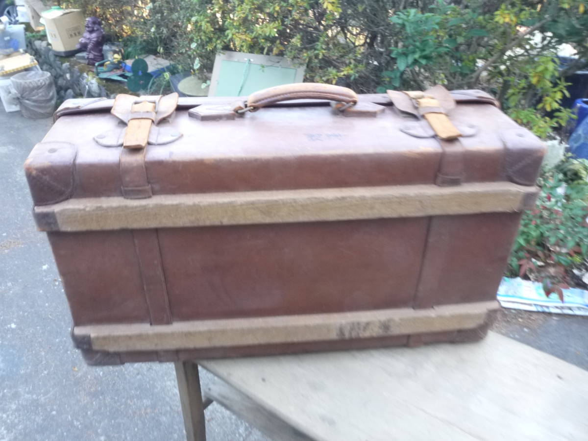 ★【TS30106】古い革トランク 船トランク アンティーク ディスプレイ カバン 鞄 店舗什器 カフェ什器拍卖
