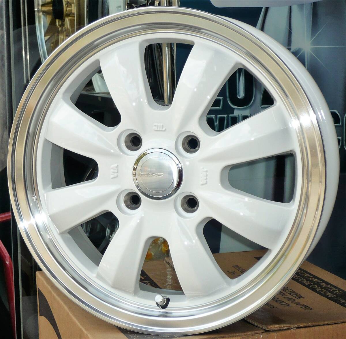 税込! HA97S/HA37S系 アルト用ホイール 「GYRAFT-8S」W 新品1台分拍卖