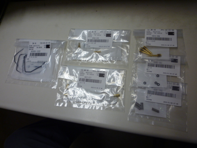 ZRX400 キャブレターインナーパーツ 純正品 新品拍卖