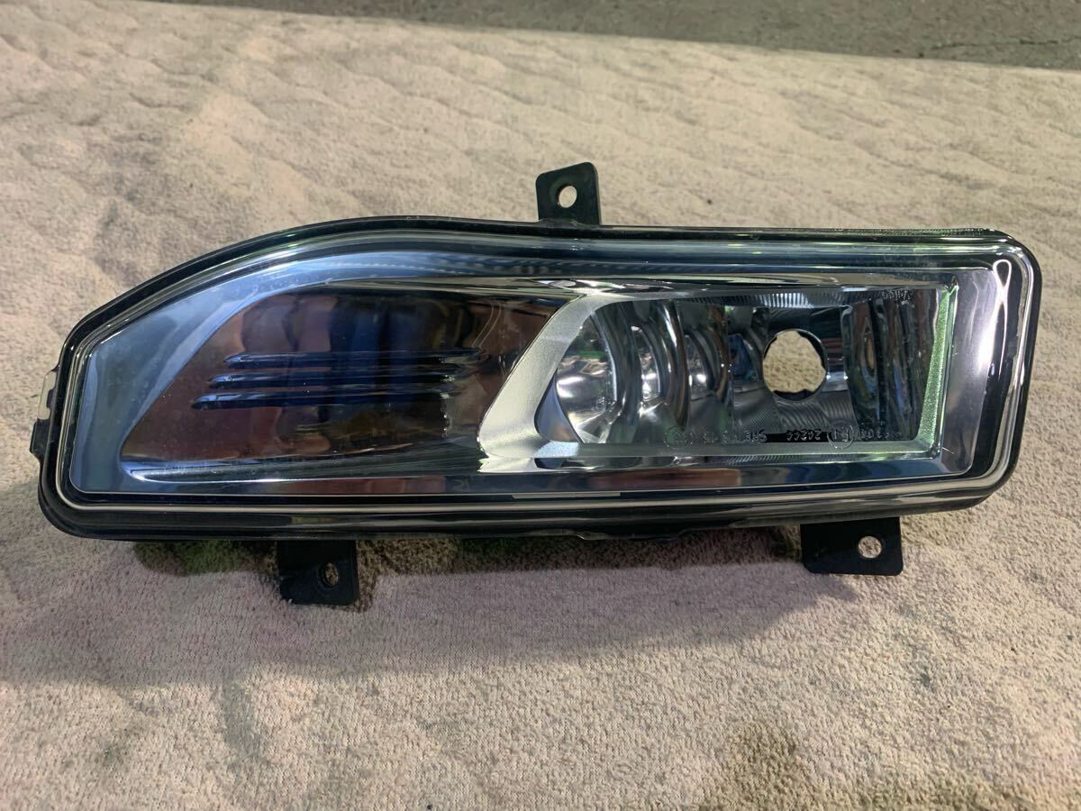 日産 純正 セレナ GFN C27右フォグライト 26150-8995A フォグランプ拍卖
