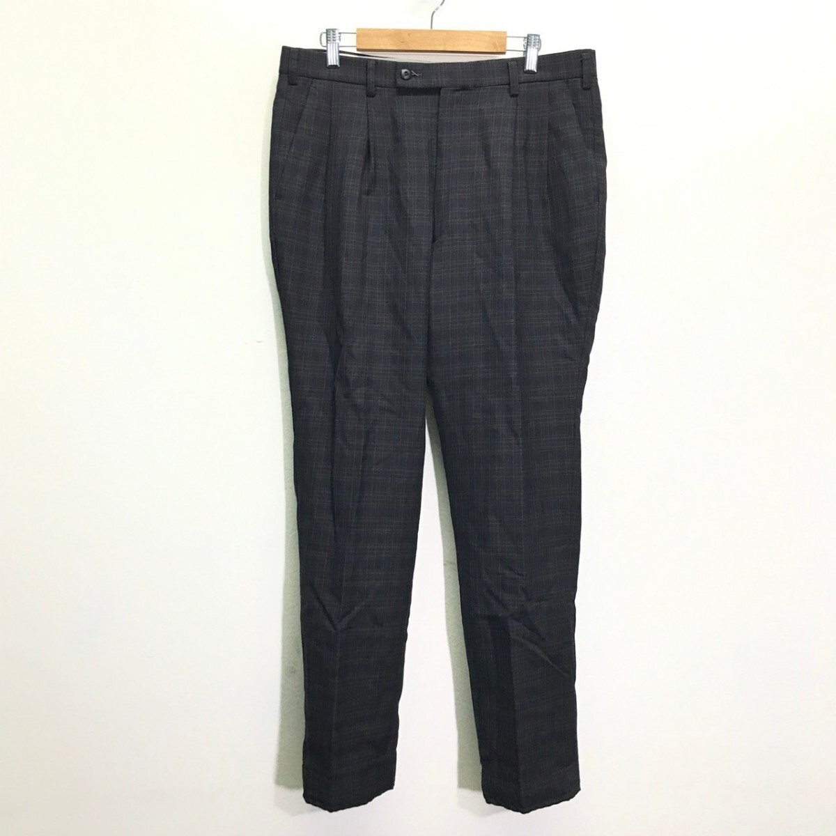 ゴルフにおすすめ◎【BAY HILL CLASSIC】ベイヒルクラシック スラックス パンツ チェック柄 ツータック ミドルエイジ 79 /Y24936ii拍卖