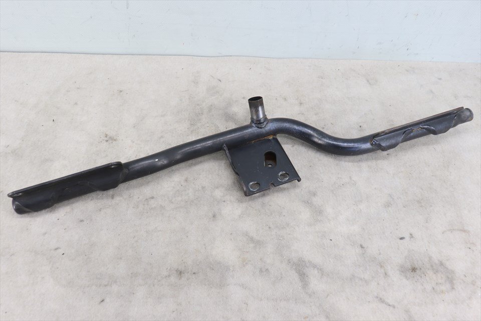 328278 ハーレー FXSB ブレイクアウト 13~17年 マフラーサポートチューブ ステー ブラケット 金具 サイレンサー拍卖