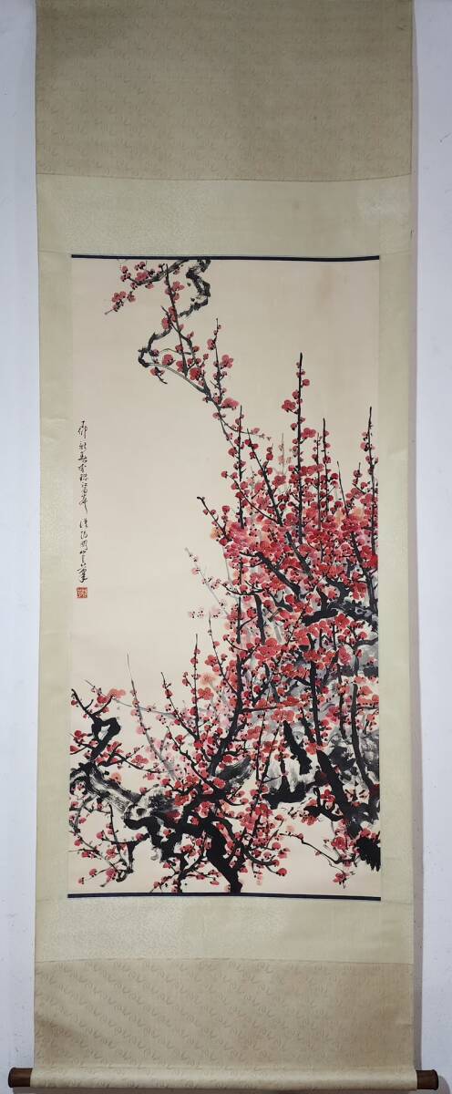 中国書画 掛け軸 中国・近現代 関山月書「梅花図立軸」 紙本立軸 書道巻物 真筆逸品 肉筆保証 唐物古画 LOT-0272拍卖