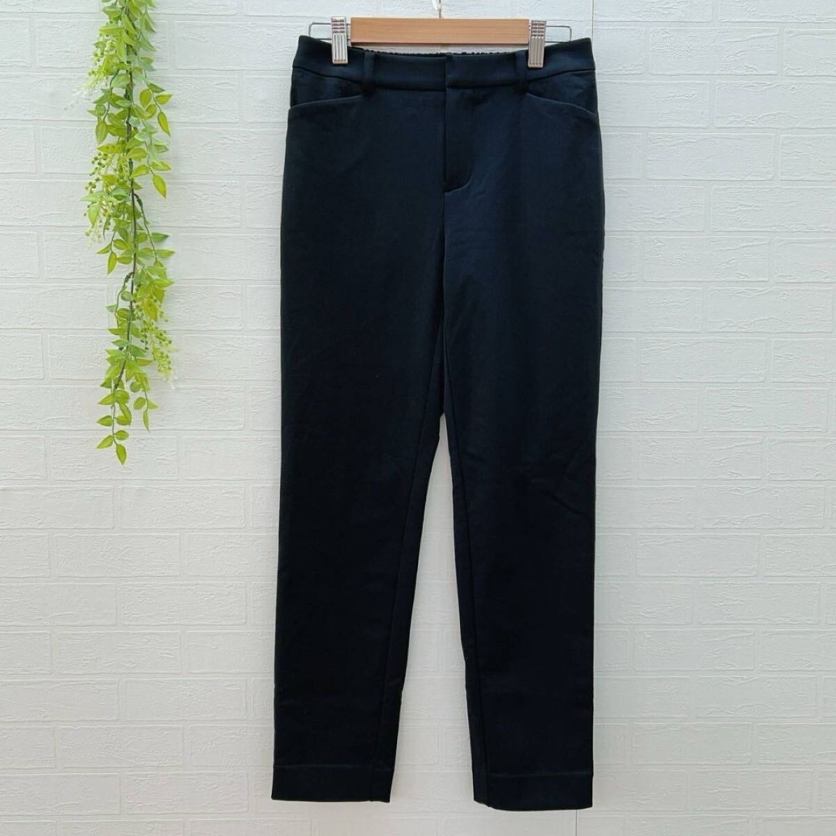 【la.f...】 ラエフ ストレートパンツ ブラック 黒 シンプル バックゴム (S)拍卖