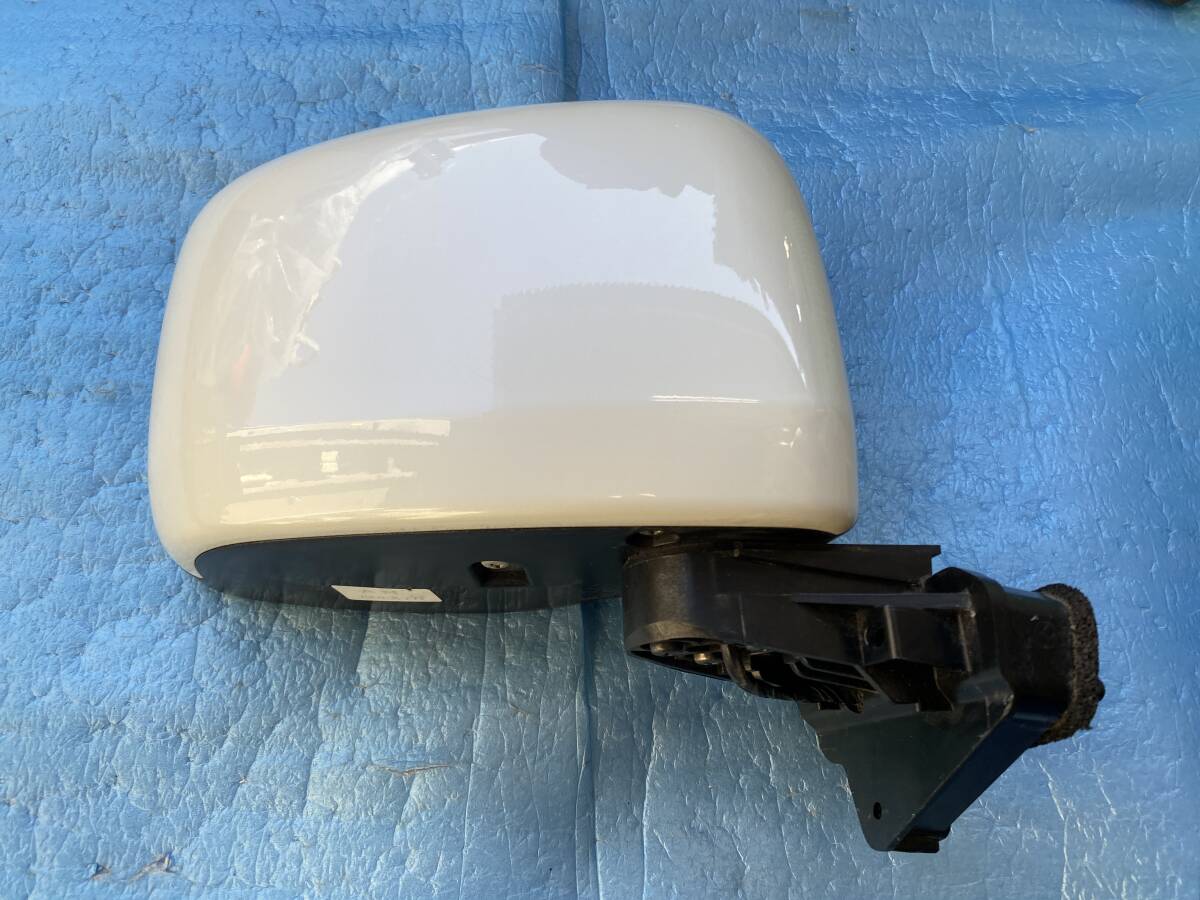 MH23S ワゴンR 右ドアミラー Z7T 5ピン 2502-2511拍卖