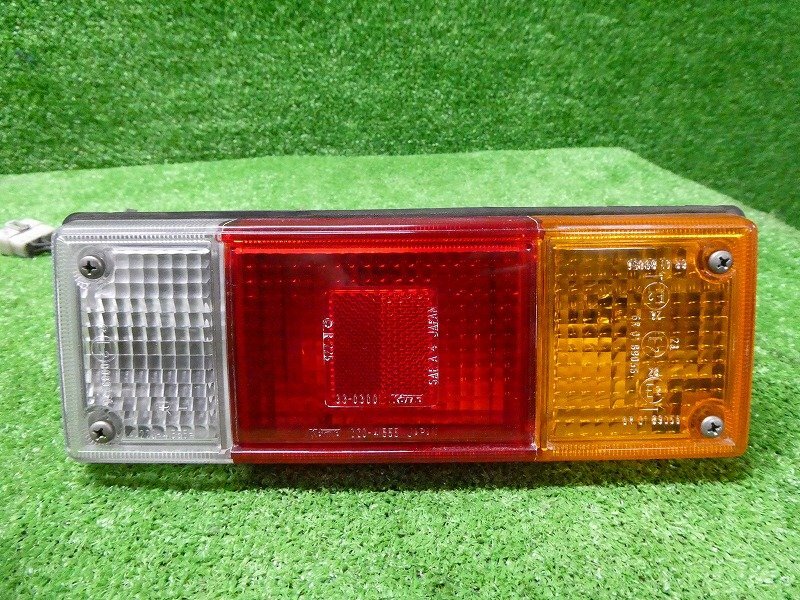 【A66203】◇タイタン SYF6T 右 テールランプ 12V拍卖