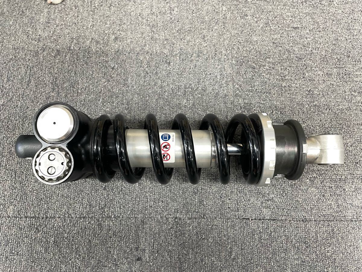 2024年モデル SC82  ホンダ CBR1000RR-R 新車外し リヤショック 拍卖