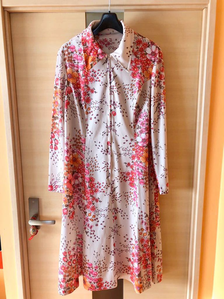 イタリア購入ヴィンテージ花柄長袖ワンピースM♪ベージュ系ピンクオレンジストレッチジャージー素材拍卖