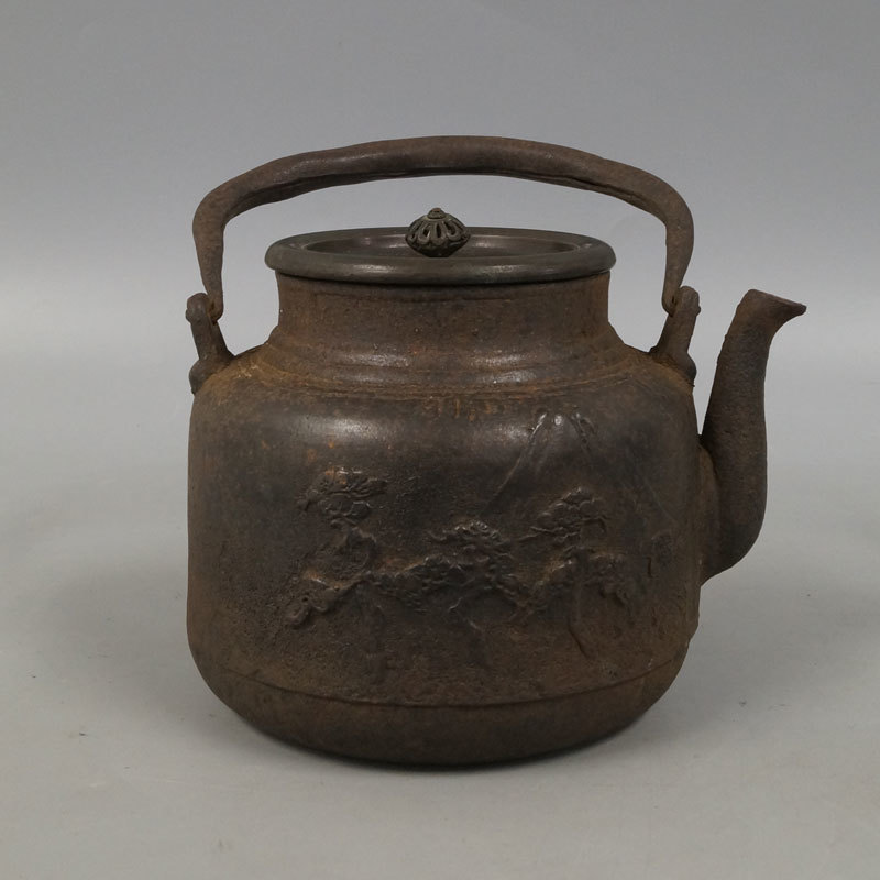 【真作】金龍堂造◆鉄瓶 在銘 茶道具 急須 鉄器 -327拍卖