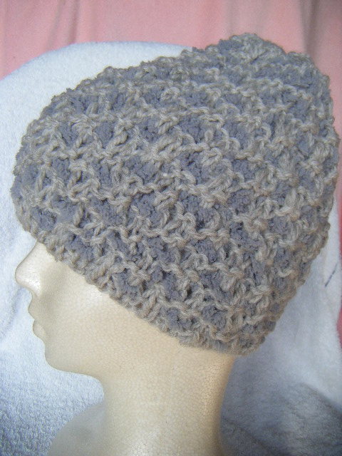 冬*手編み男女兼用キャップ*とても薄い灰(純毛)と、薄灰のコラボ は拍卖