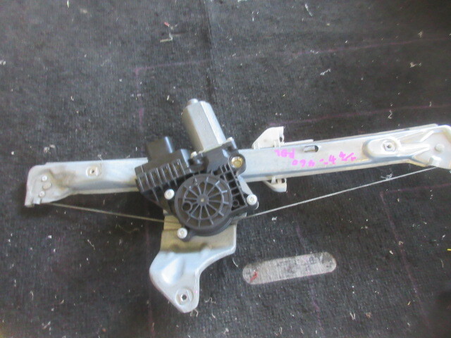 ★⑥R7G8937 ジャガーXタイプ 純正左リアウインドウレギュレーター 助手席分 修理やストック等に拍卖