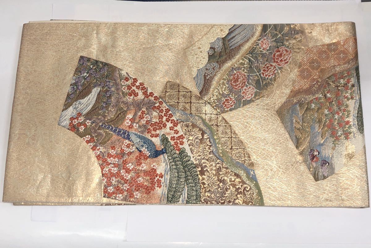 極上 御仕立品 最高級 西陣織 金彩鴛鴦孔雀花文様 六通柄袋帯 老舗呉服屋にて購入♪218番拍卖