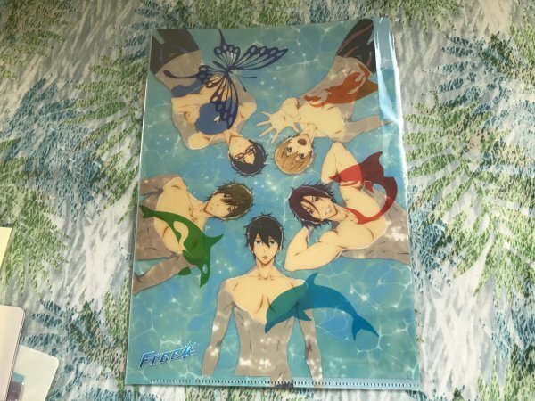 137クリアファイル Free! 京アニ 3ポケット 遙 真琴 渚 怜 凛 拍卖
