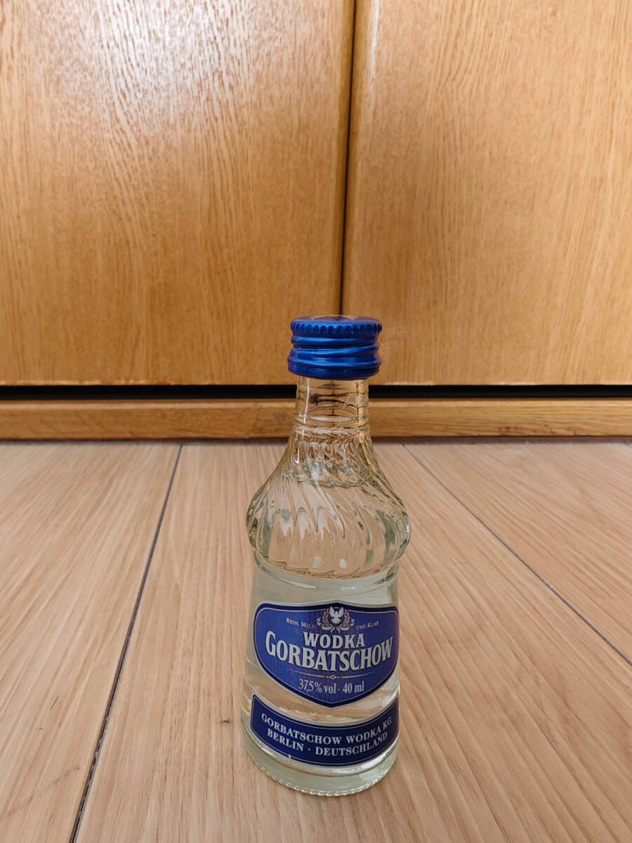 ☆未開封☆ゴルバチョフ ウォッカ ミニチュア ミニボトル 40ml, 37.5%拍卖