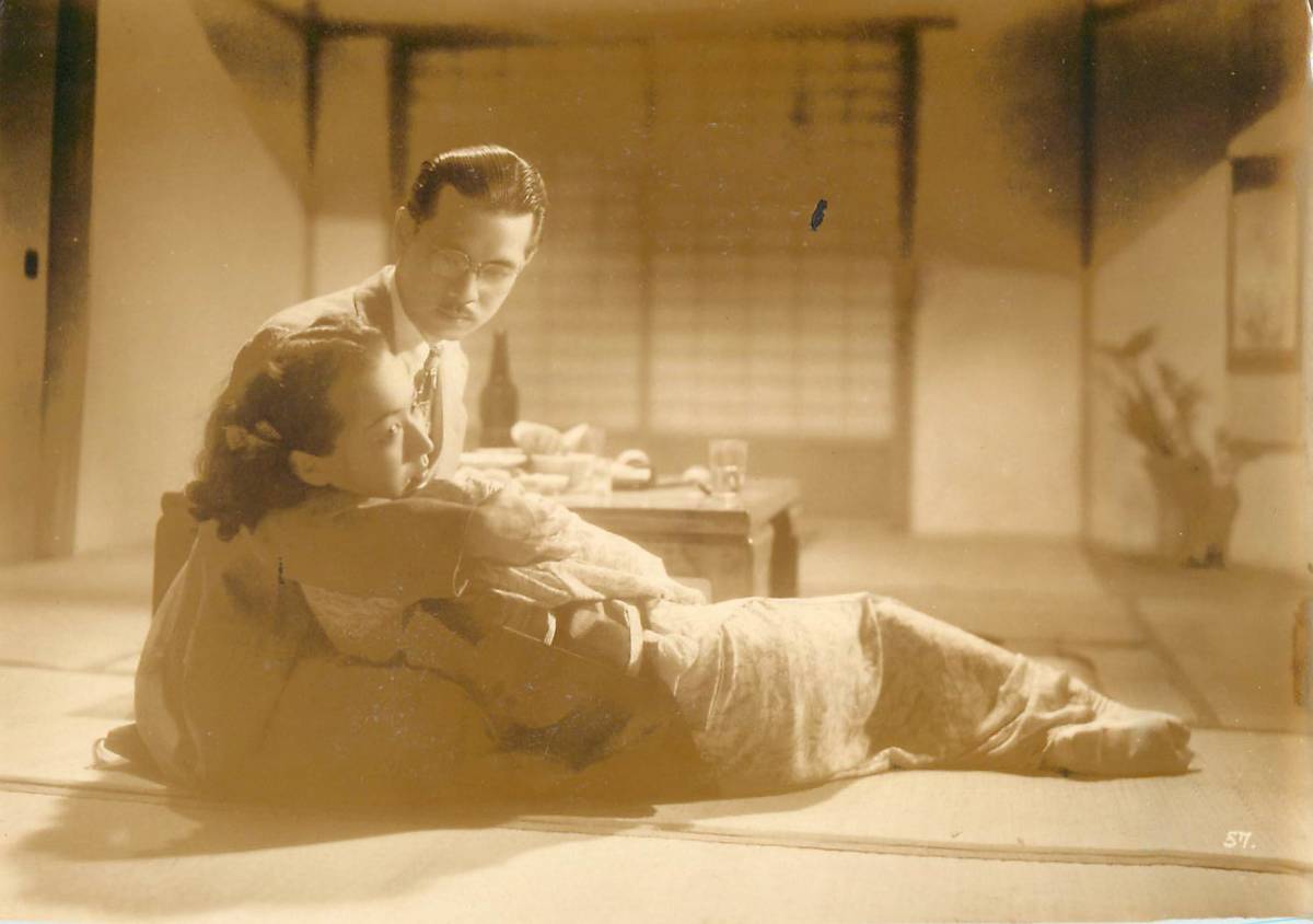 p39756『三百六十五夜』スチル 市川崑 上原謙 山根寿子 高峰秀子 大日方伝 堀雄二 田中春男 三村秀子 吉川満子拍卖