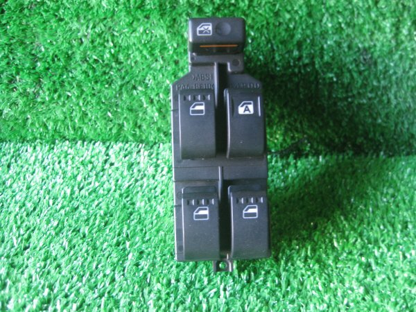 S1007 ◆ムーヴ 『L175S』 パワーウインドスイッチ 右側 PW ソニカ L405S ミラ L275S L650S L350S L150S L152S◆中古 運転席側 送料600円拍卖