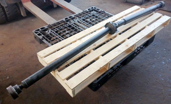 ■ジャガー Xタイプ AWD 2.5L プロペラシャフト 中古 C2S38967 C2S21762 C2S22529 C2S24877 C2S27390 C2S26150 C2S38378 C2S38561 X400 4WD拍卖