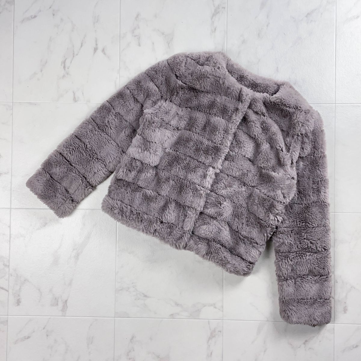 美品 Maglie par ef-de マーリエパーエフデ フェイクファー ノーカラー ショートコート ジャケット レディース グレー サイズ9*YC539拍卖