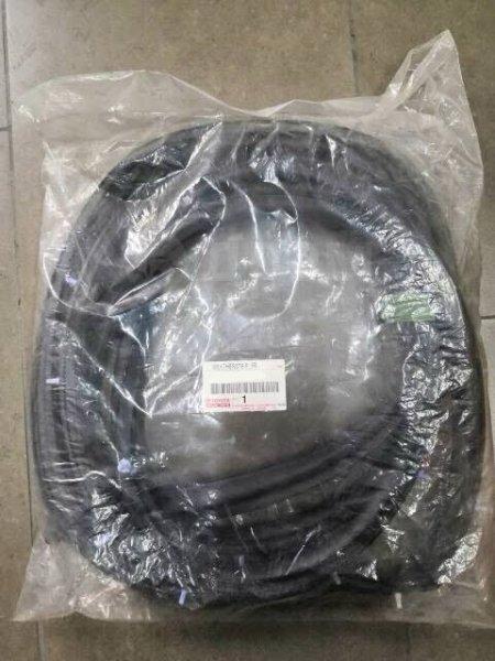 ●未使用 TOYOTA トヨタ HDJ101 UZJ100 ランドクルーザー ランクル 純正 ウェザーストリップ フロントドア 左右セット 1998/01-2007/08拍卖