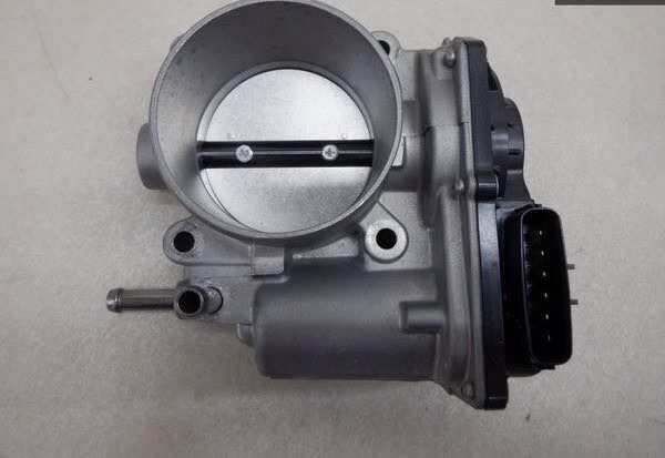 ●未使用 トヨタ TRH200 ハイエース レジアスアース 純正 スロットルボディー TOYOTA Throttle body ASSY (with motor)拍卖