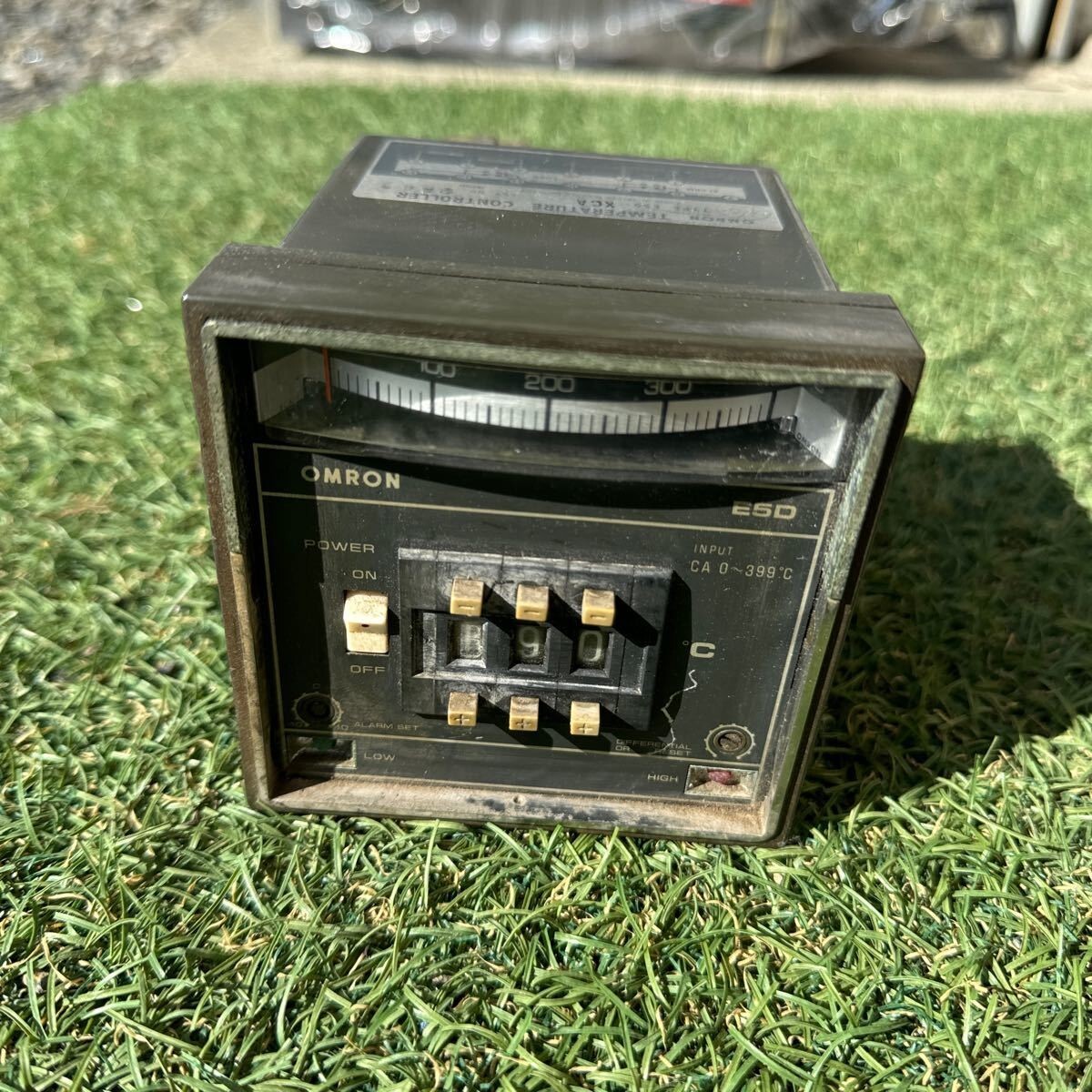 4B114 OMRON TEMPERATURE CONTROLLER - E5D- XCA 保証付き拍卖