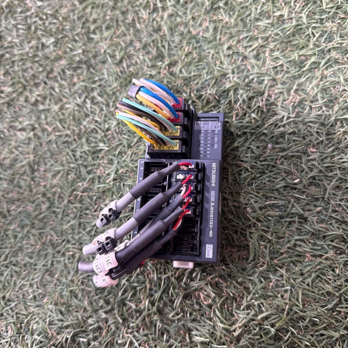 5A695 美品 中古 MITSUBISHI INPUT UNIT AJ65VBTCE3-16D 入力ユニット24VDC 5MA 動作保証 インボイス対応 拍卖