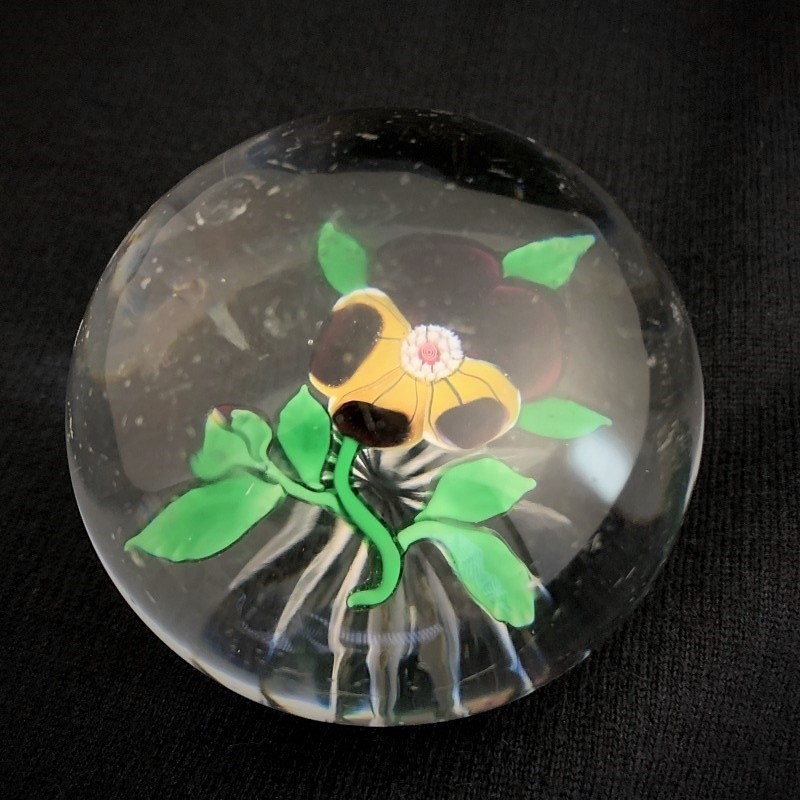 送料無料 1850s スーパーアンティーク バカラ パンジー クリスタル ペーパーウェイト BACCARAT Pansies.拍卖