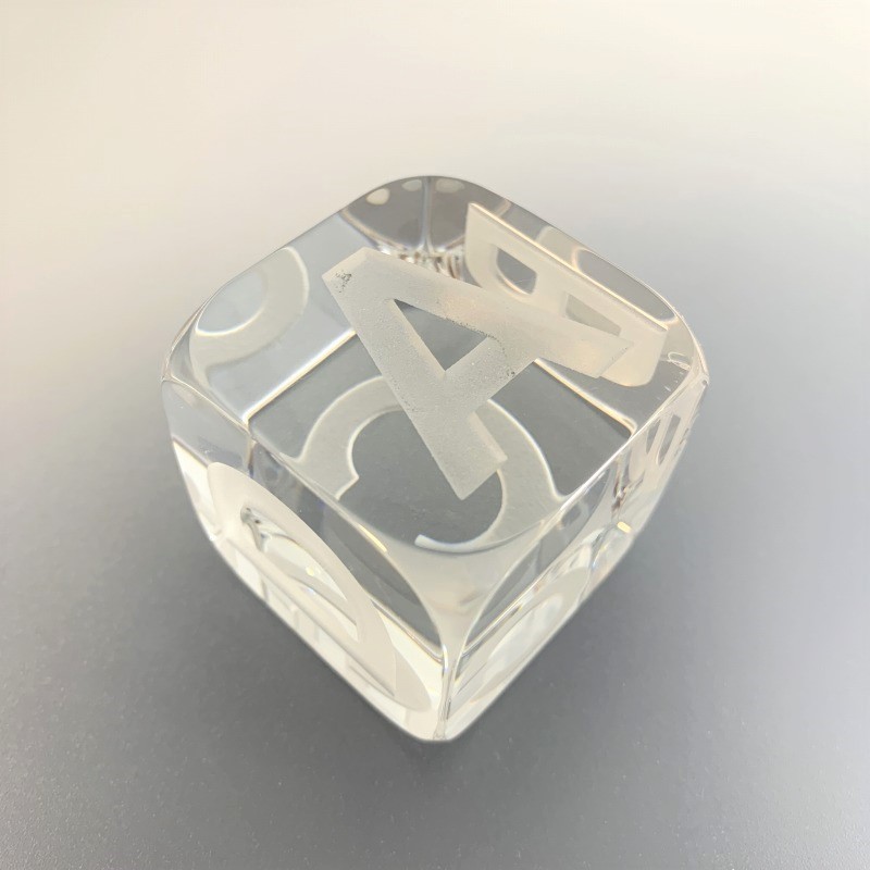 送料無料 バカラ Baccarat クリスタルのオブジェ『キューブ・ABCD ビルディングブロック』 (検索→ ペーパーウェイト)拍卖