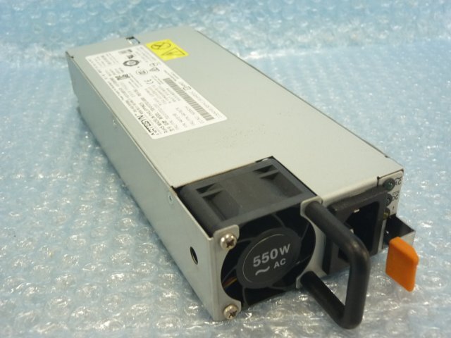 1RBV // Lenovo(IBM) System x3650 M5 の 冗長 電源 550W / 94Y8188 94Y8278 700-013702-0000 REV:BU拍卖