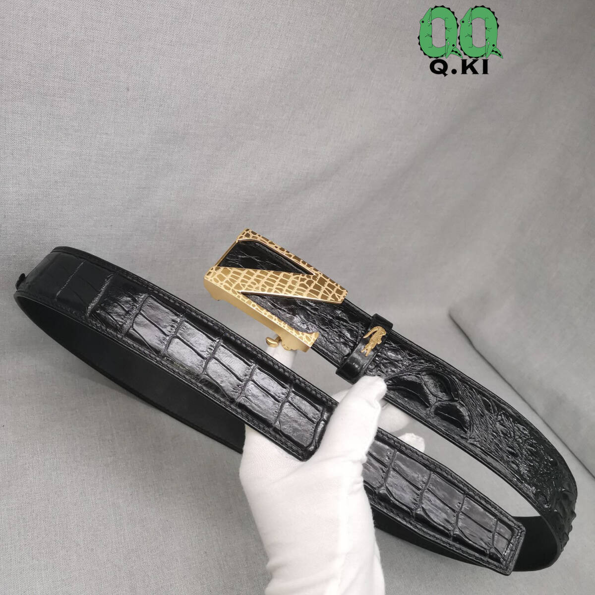 クロコダイルレザー本物 ベルト 幅3.8cm ワニ革 メンズ サイズ調整可能 一枚革 繋ぎなし ゴールドバックル 長さ95-120cm 黒拍卖
