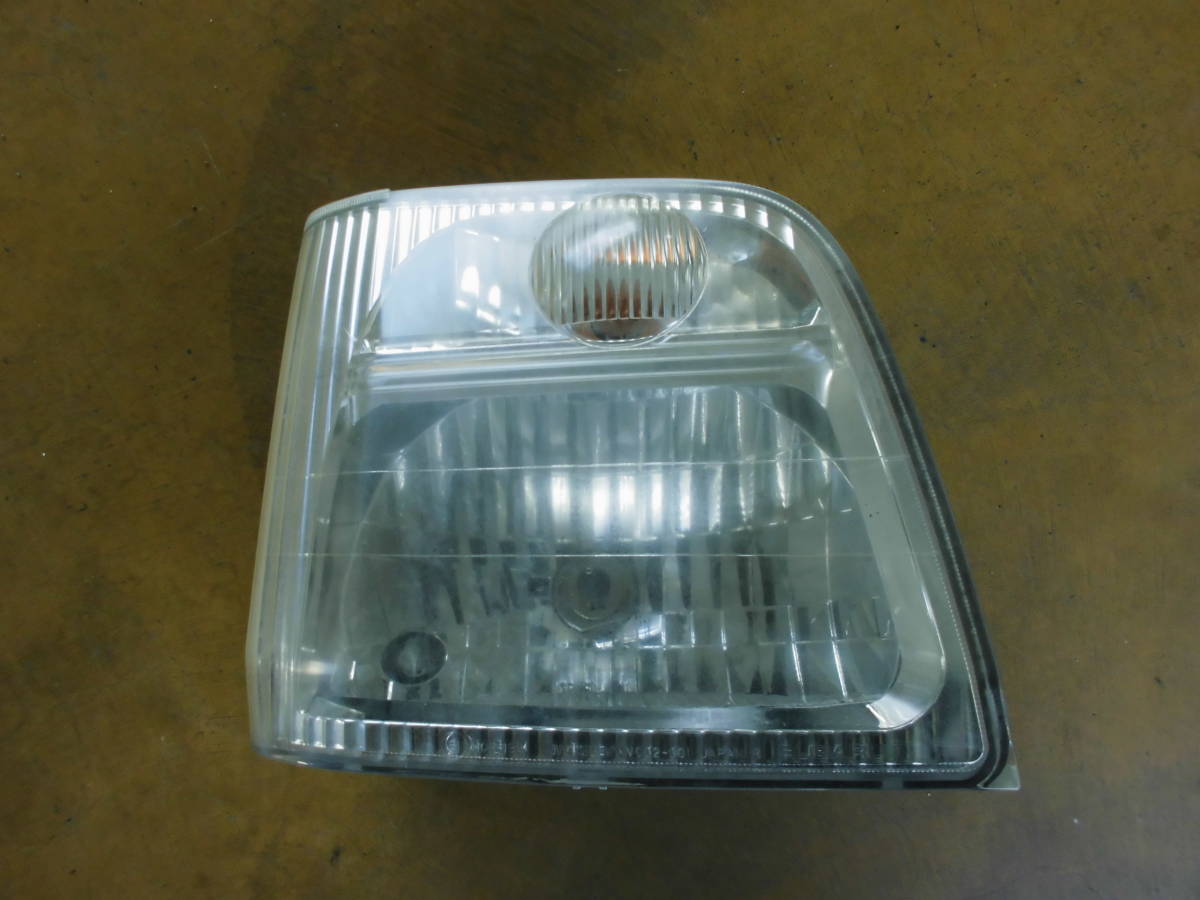 H15 スバル サンバーV TV1 右 ヘッド ライト 中古品拍卖