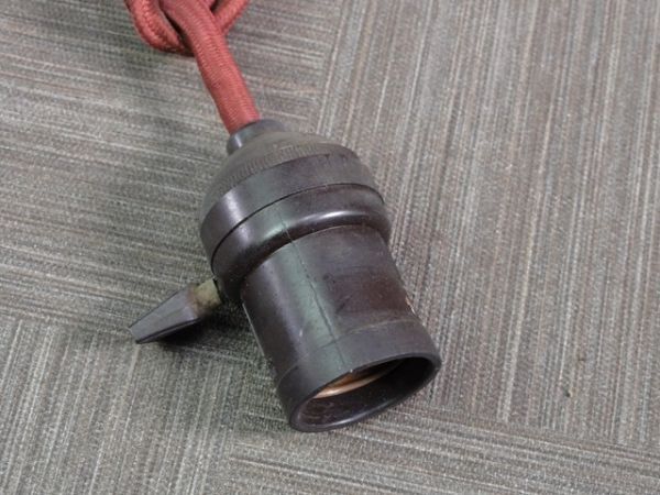 T318【 アンティーク照明 】 昭和の懐かしさを感じる ペンダント照明(吊り下げ照明) E26 / ペンダントライト ソケット 拍卖