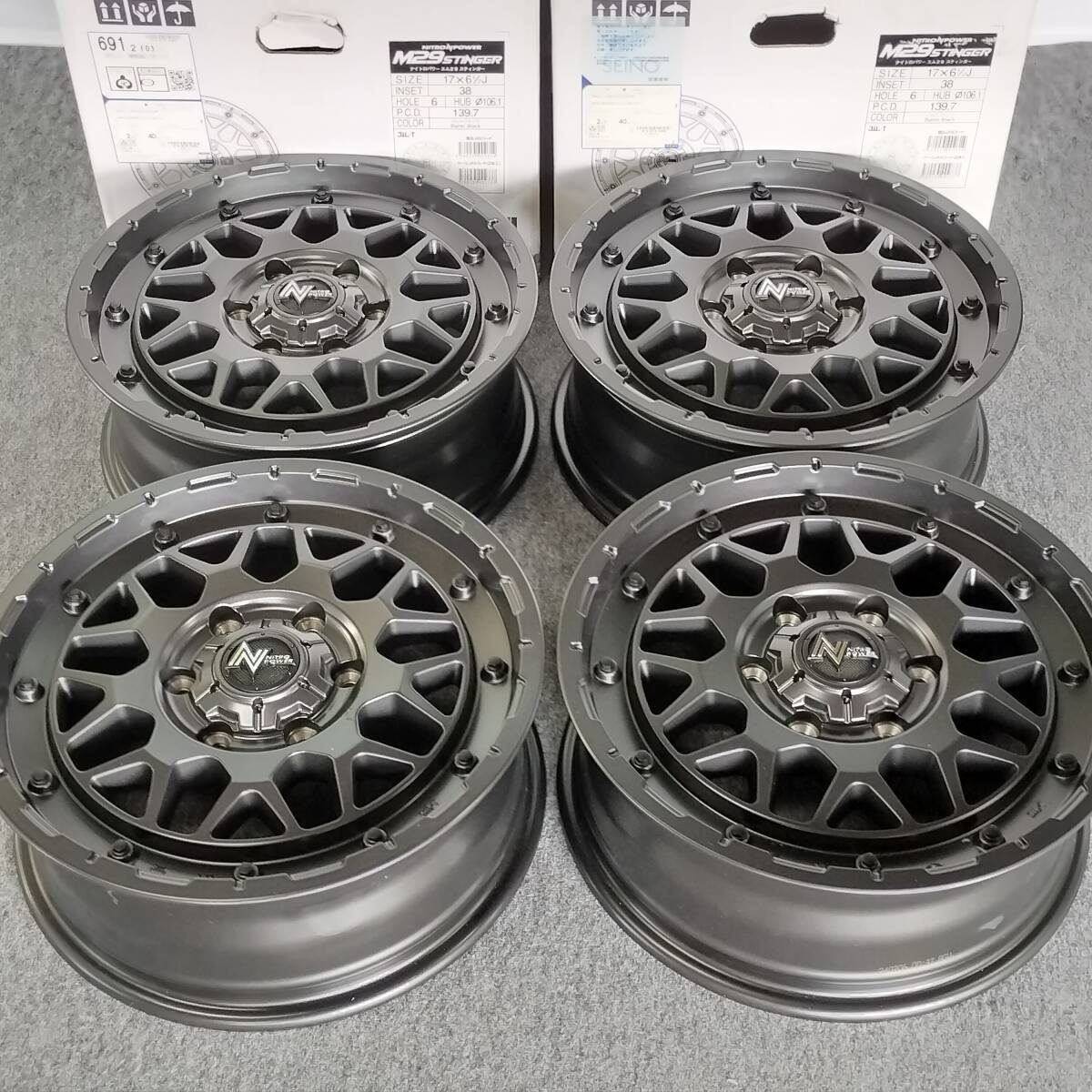 ナイトロパワー M29 スティンガー 17x6.5J+38 6H139.7 新品4本セット ハイエース レジアスエース 200系 キャラバン 01-2515拍卖