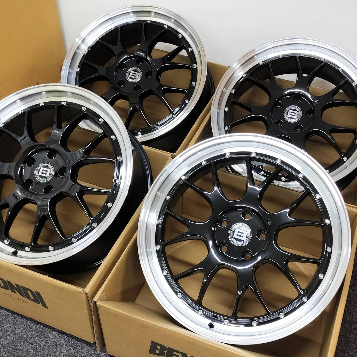 深リム BEYONDI AM01 ブラック/マシンリム 20-8.5J +43 5H114.3 ALTENZO SPORTS COMFORTER+ 245/40R20 アルファード ヴェルファイア 2534拍卖