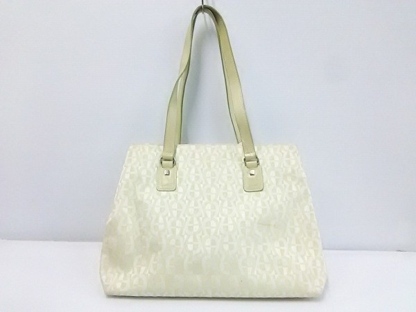 AIGNER(アイグナー) ジャガード×本革 セミショルダーバッグ 846705B334-135拍卖