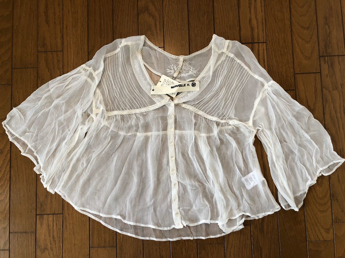 ★MERVEILLE H.★メルベイユアッシュ★羽衣刺繍ピンタックブラウス オフ白拍卖