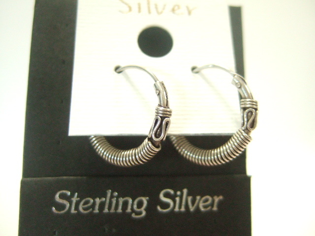 横浜最新 925SILVERリングピアス 左右セット♪銀製品 18×3ミリ 送料180円ξgpiξξ ξgstξ ξ10s拍卖