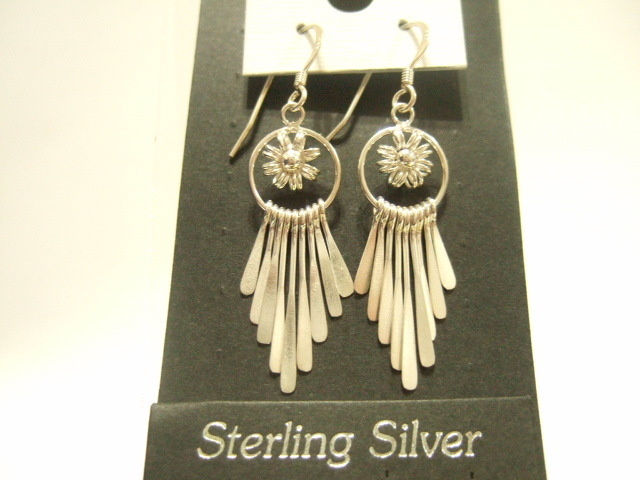 横浜最新 925SILVERリングピアス 左右セット♪デュッセル花 送料220円ξgstξ ξ14ξgpiξξs拍卖