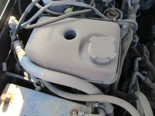 ■ランドローバー ディスカバリー ラジエター サブ タンク 中古 PCF101590 部品取りあり LJ36D LJ23D LJ12L レギュレーター キャップ ■拍卖