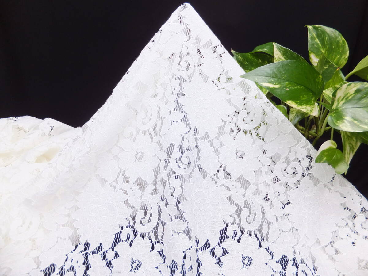 新入荷!掘り出し品!日本製!高級ブランドオリジナル!コードレース!なかなか手に入らない!C65% P25% R10%!スカラップ!ホワイト!145cm巾×2m拍卖