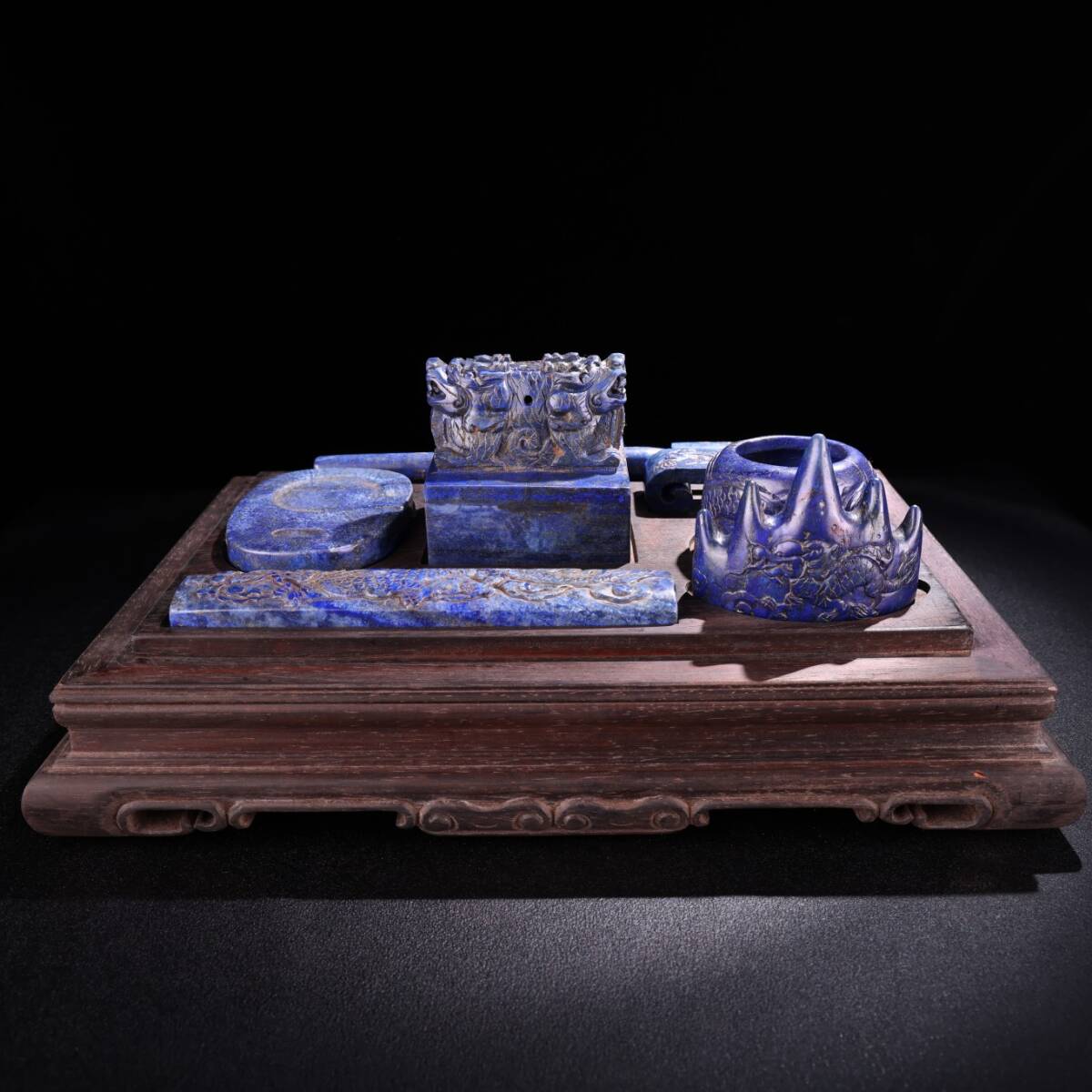 旧蔵 清 天然老青金石 純手工彫刻 皇級御用 文房七寶一套 文房具 中国古玩 古美術 骨董品 203-28拍卖