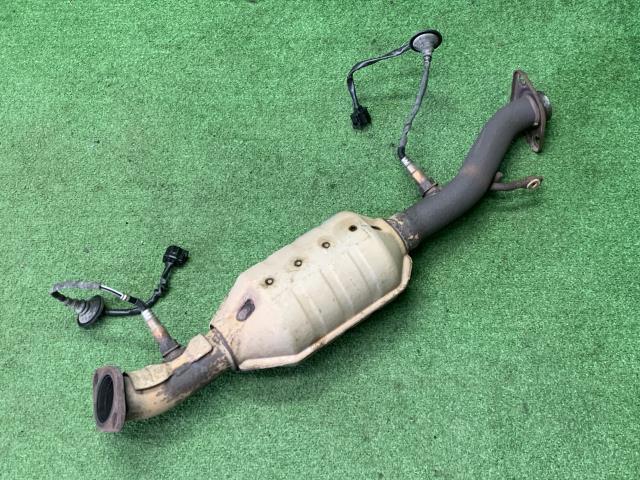 デリカD5 DBA-CV5W エキゾーストセンターマフラー 1584A206拍卖