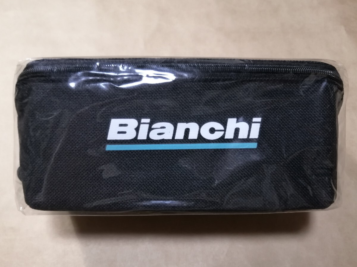 Bianchi ビアンキ/スクエアポーチ ブラック(JP223ZOTSPBKCKO)定価2900+税拍卖