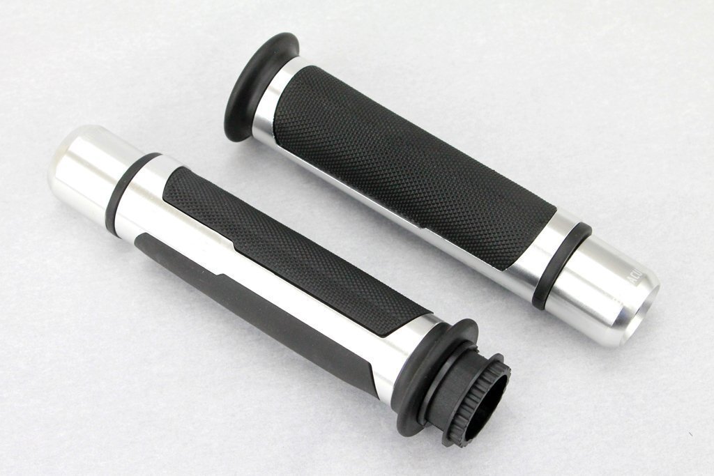 即納OK 送料格安 アルミ/ラバーグリップ左右セット シルバー 銀 国産22.2mmハンドル用rizomaタイプ アルミグリップ拍卖