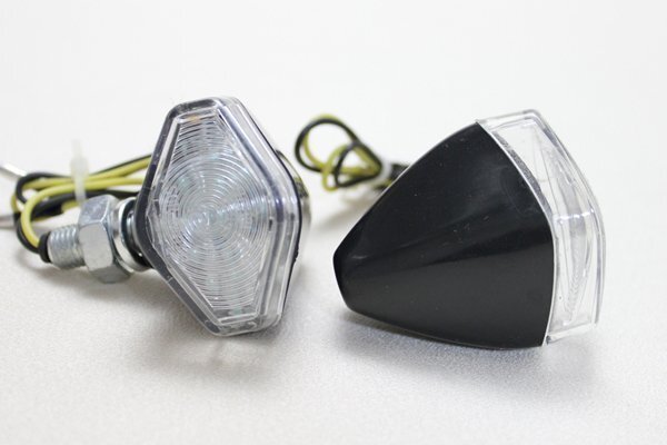 送料格安 スクエアLEDクリアウインカー 2個セット GPZ900R ZRX1200 ゼファー400 ZRX400 バルカン1100 Z400GP ダイヤ 白拍卖