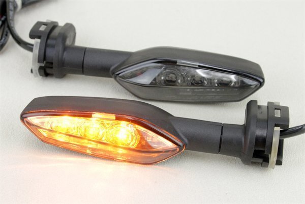 送料格安 MT-10純正タイプ スモークLEDウインカー左右セット MT-09Tracer MT-07 MT-25 MT-3 トレーサー YAMAHA ヤマハ拍卖