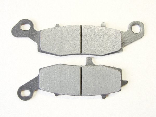 送料格安 GSR750 GSX750Fカタナ フロントブレーキパッド GSX-S750 XF650フリーウインド ブルーバード イナズマ Vストローム1000 パット拍卖