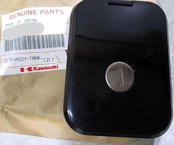 カワサキ ポリス 1000 フューエルタンクキャップ Cap Tank Fuel KAWASAKI 純正 Genuine JDM メーカー純正品 未使用拍卖