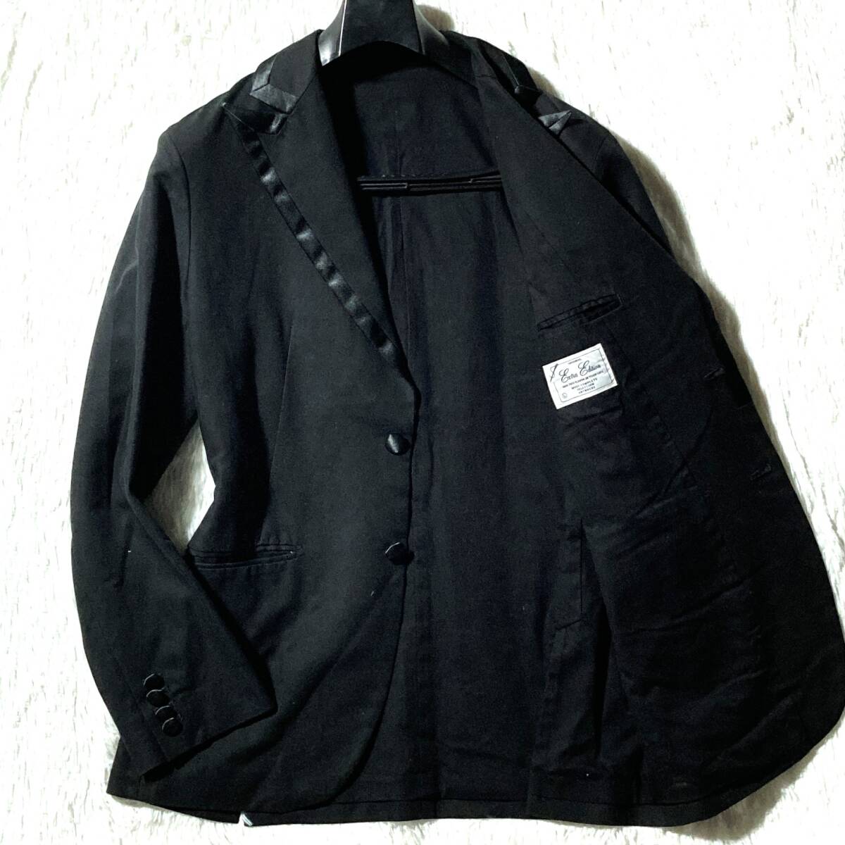 ユナイテッドアローズ★EXTRA EDITION★美ライン&優雅★ピークドラペル光沢パイピング&くるみ釦 2Bテーラードジャケット 黒 L イベントに◎拍卖